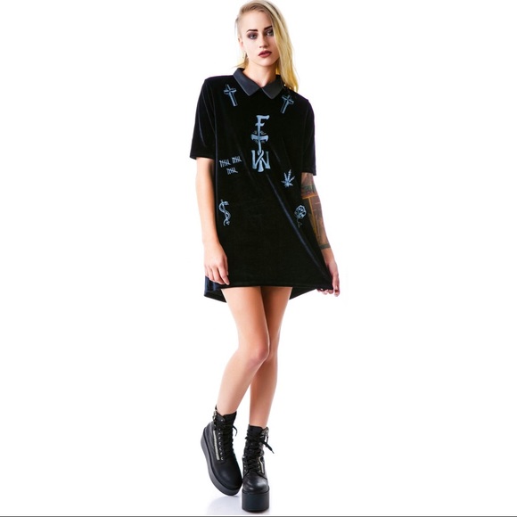 UNIF FTW Velvet Collared Dress - Picture 1 of 6